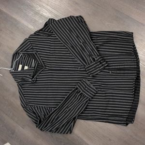Black long sleeve dress shirt